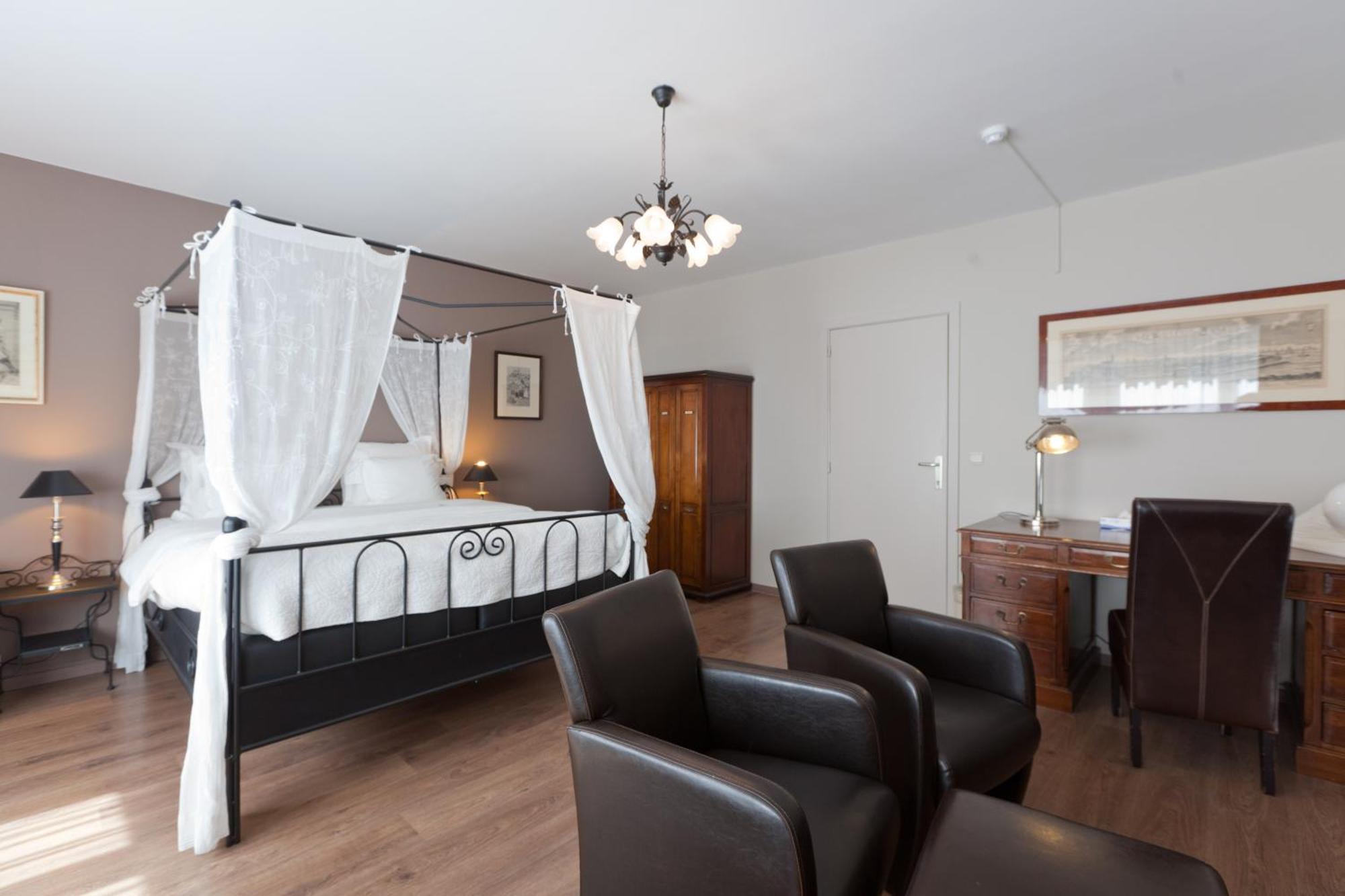 Hotel De Hofkamers 3*